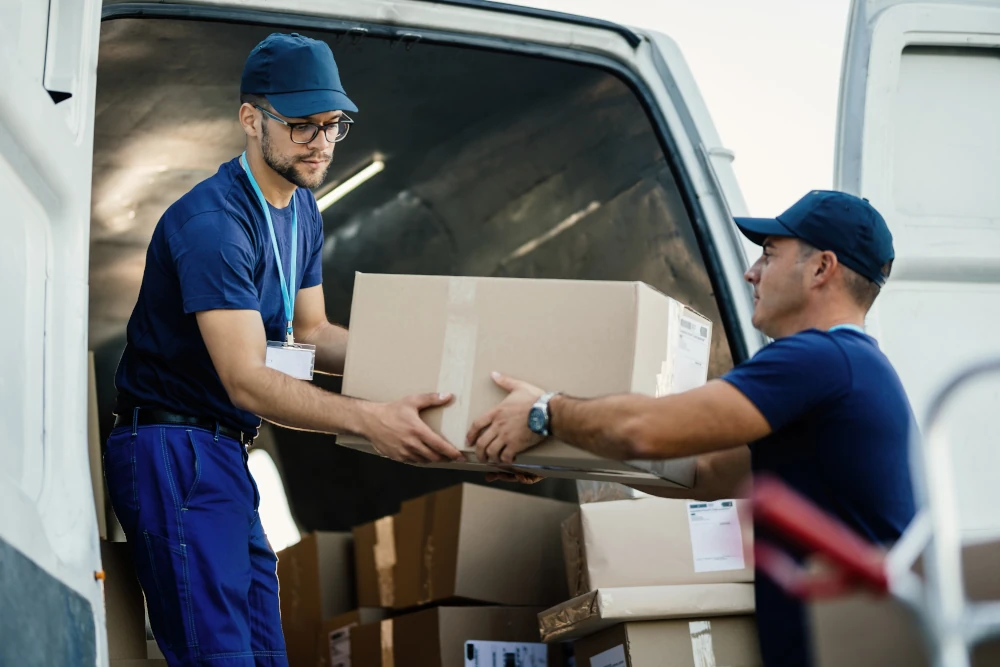 Kargus crew loading a moving container in Miami